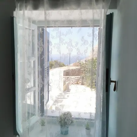 Remvi Amorgos * Tholaria